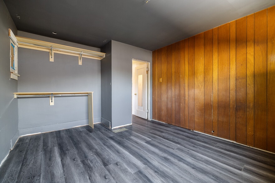 11304 Burbank Blvd, North Hollywood, CA à louer - Photo de l’immeuble – Image 3 sur 6