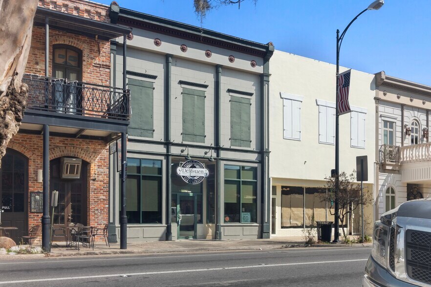 103 E Main St, New Iberia, LA à vendre - Photo principale – Image 1 sur 20