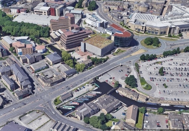 Wakefield Rd, Huddersfield à louer - Aérien – Image 3 sur 14