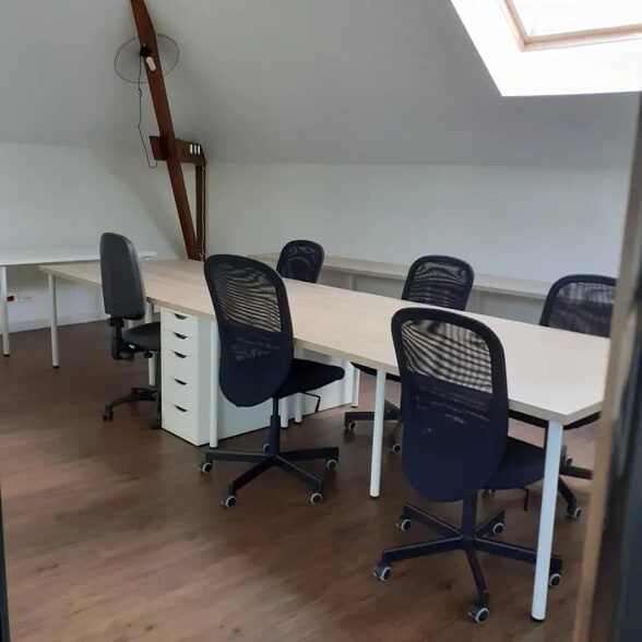Bureau dans Nantes à louer - Photo de l’immeuble – Image 2 sur 12