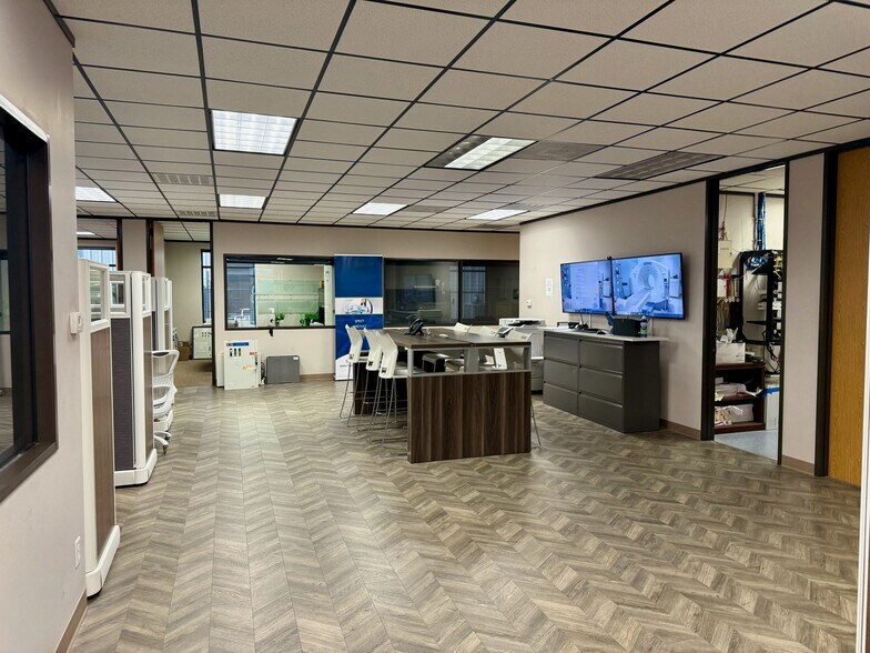 10010 Fairbanks North Houston Rd, Houston, TX à louer - Photo de l’immeuble – Image 2 sur 10