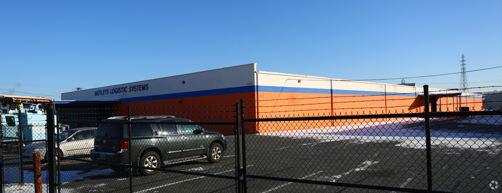 2700 Deepwater Terminal Rd, Richmond, VA à louer - Photo de l’immeuble – Image 2 sur 21