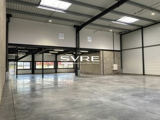 Plus de détails pour Local d’activités à vendre