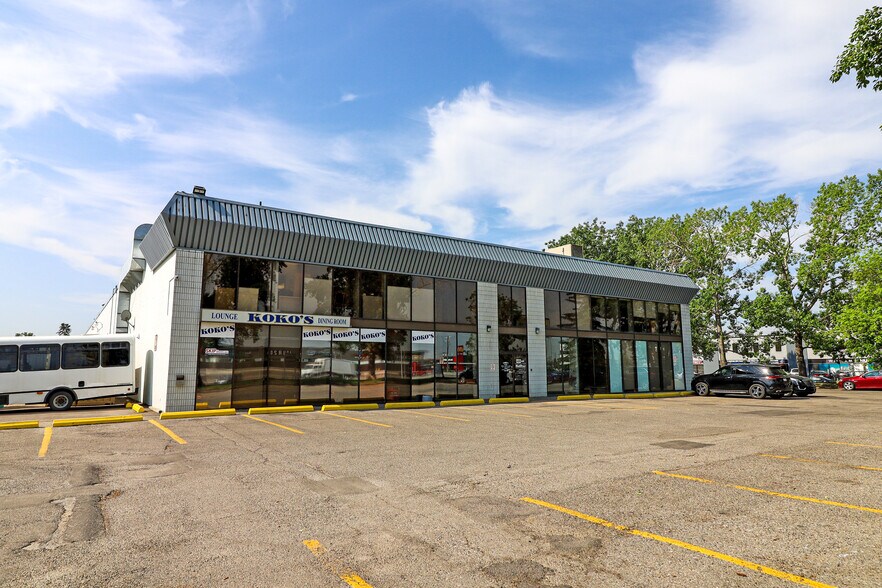 4712 13th St NE, Calgary, AB à louer - Photo de l’immeuble – Image 1 sur 8