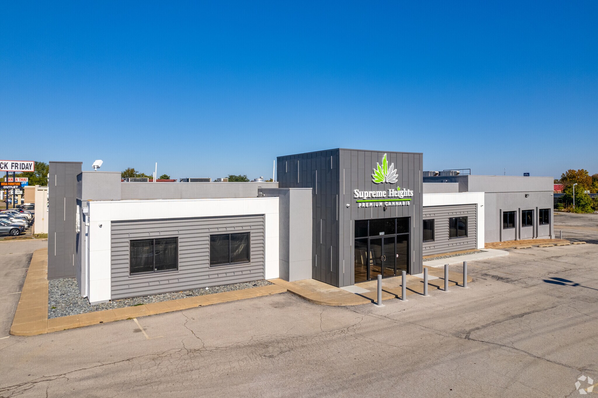 7315 S Memorial Dr, Tulsa, OK à vendre Photo de l’immeuble– Image 1 sur 9