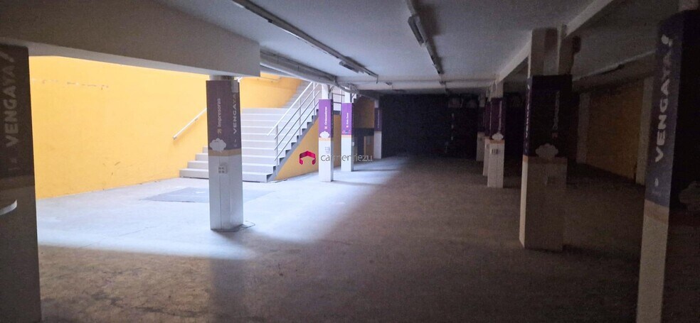 Immeuble residentiel dans Madrid, Madrid à vendre - Photo intérieure – Image 3 sur 7