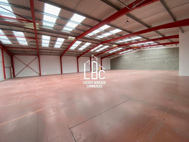 Local commercial dans Châteaubriant à vendre - Photo de l’immeuble – Image 2 sur 17
