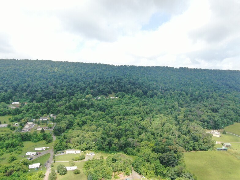 52+/- Acres Needmore Road, Martinsburg, WV à vendre - Photo de l’immeuble – Image 2 sur 15