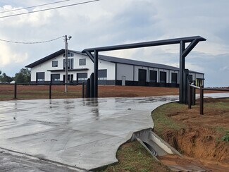 Plus de détails pour 13530 Pine St, Edmond, OK - Industriel/Logistique à louer
