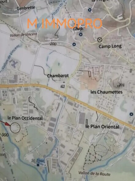 Industriel/Logistique dans Montauroux à vendre - Photo de l’immeuble – Image 1 sur 4