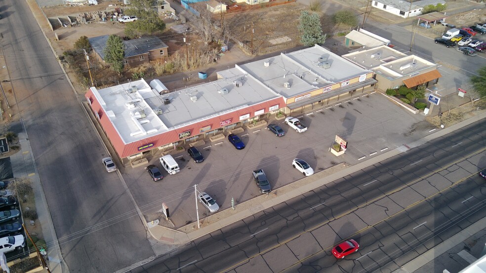 125 E Fry Blvd, Sierra Vista, AZ à louer - Photo de l’immeuble – Image 3 sur 4
