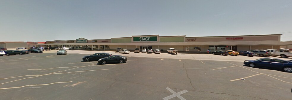 1430 N Main St, Altus, OK à louer - Photo de l’immeuble – Image 3 sur 5