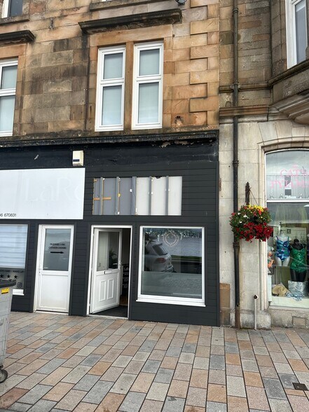 36-38 West Clyde St, Helensburgh à louer - Photo de l’immeuble – Image 2 sur 5