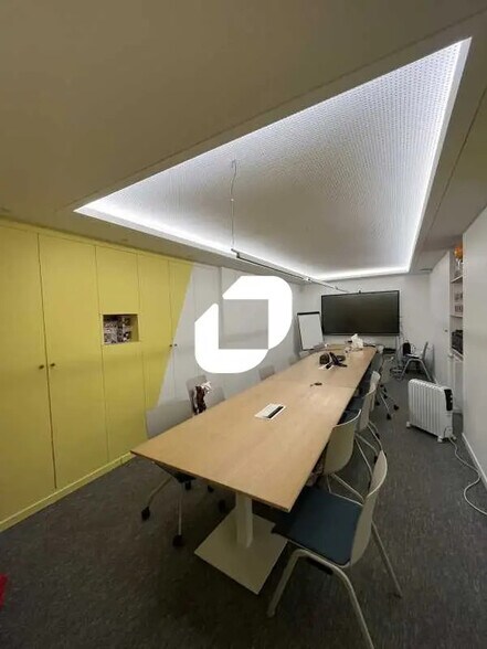 Bureau dans Paris à louer - Photo de l’immeuble – Image 2 sur 6