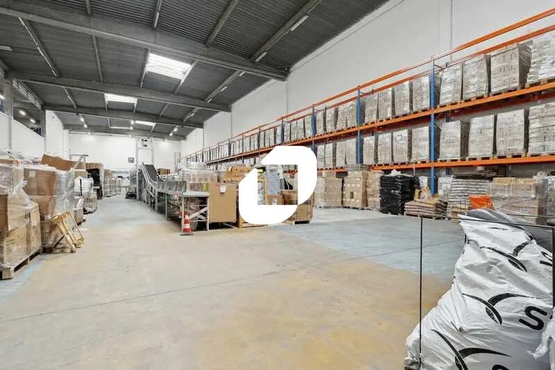 Industriel/Logistique dans Le Blanc-Mesnil à louer - Photo de l’immeuble – Image 3 sur 14