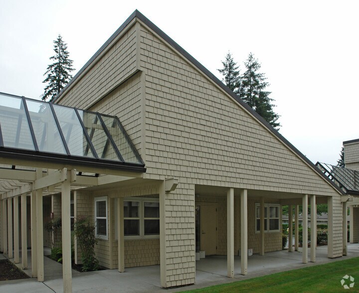 405 Black Hills Ln SW, Olympia, WA à vendre - Photo de l’immeuble – Image 2 sur 2