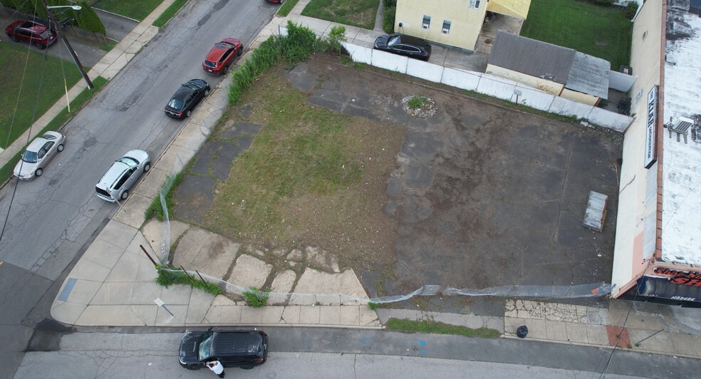 2600 Hempstead Tpke, East Meadow, NY à vendre - Photo de l’immeuble – Image 3 sur 16