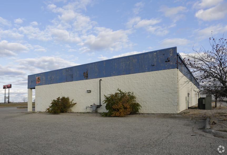 1901 W Lincoln Ave, Fergus Falls, MN à vendre - Photo de l’immeuble – Image 3 sur 11