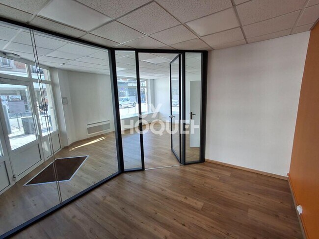 Plus de détails pour Local commercial à vendre