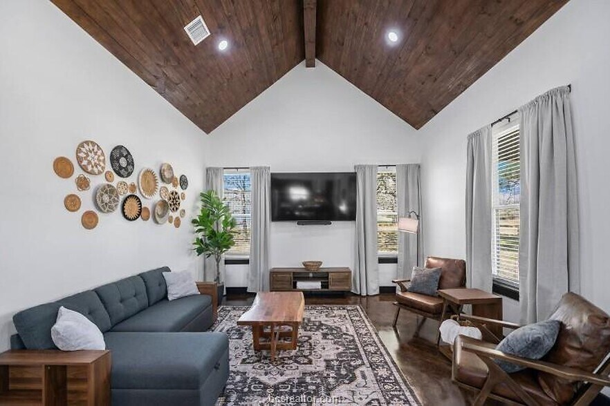 310 Sweet Gum Ln, Somerville, TX à vendre - Photo de l’immeuble – Image 3 sur 19