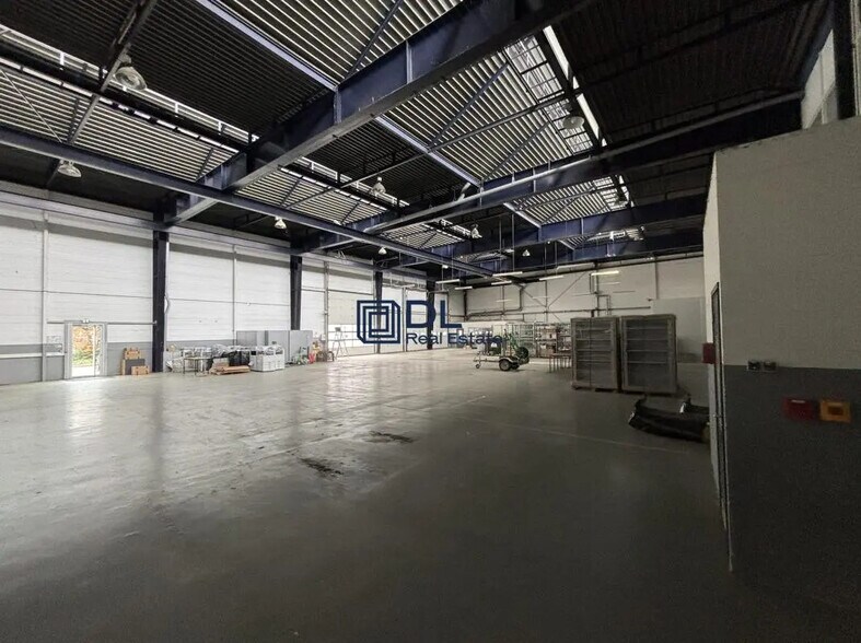 Industriel/Logistique dans Trappes à louer - Photo de l’immeuble – Image 2 sur 10