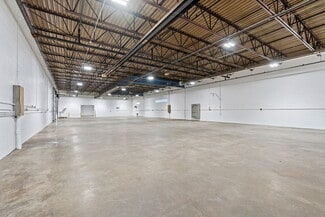 Plus de détails pour 7075 N 21st Ave, Hugo, MN - Local d'activités à louer