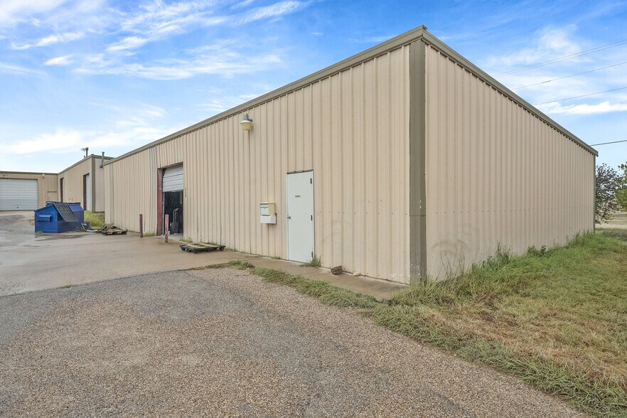 2006 Bobby Ln, Granbury, TX à vendre - Photo principale – Image 1 sur 1