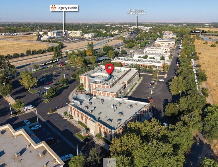 9450-9500 Stockdale Hwy, Bakersfield, CA à louer - Photo de l’immeuble – Image 2 sur 5