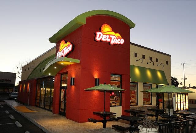 785 N Newcomb St, Porterville, CA à louer - Photo principale – Image 3 sur 11