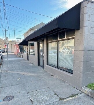 Plus de détails pour 353 SW 1st St, Pendleton, OR - Bureau/Local commercial à louer