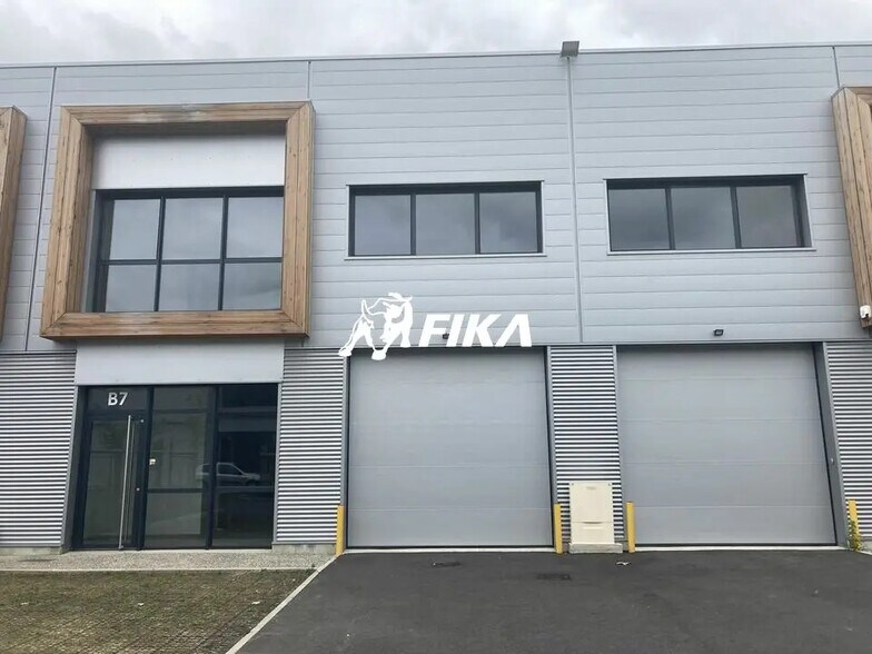 Local d’activités dans Toulouse à louer - Photo de l’immeuble – Image 1 sur 6