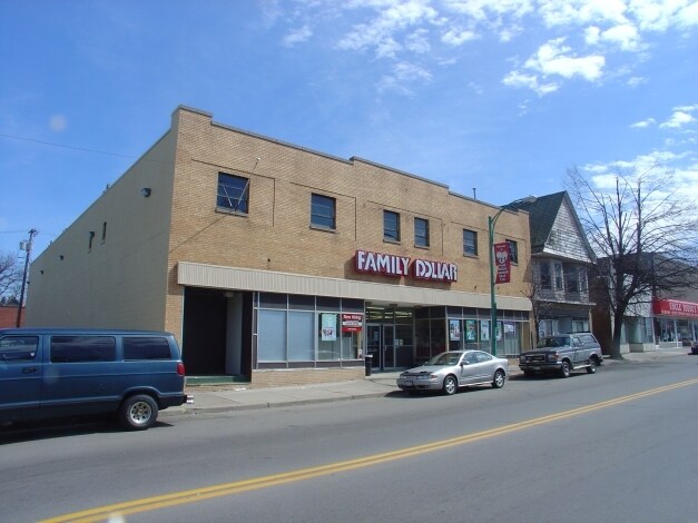 2250 Seneca St, Buffalo, NY à louer Photo de l’immeuble– Image 1 sur 4