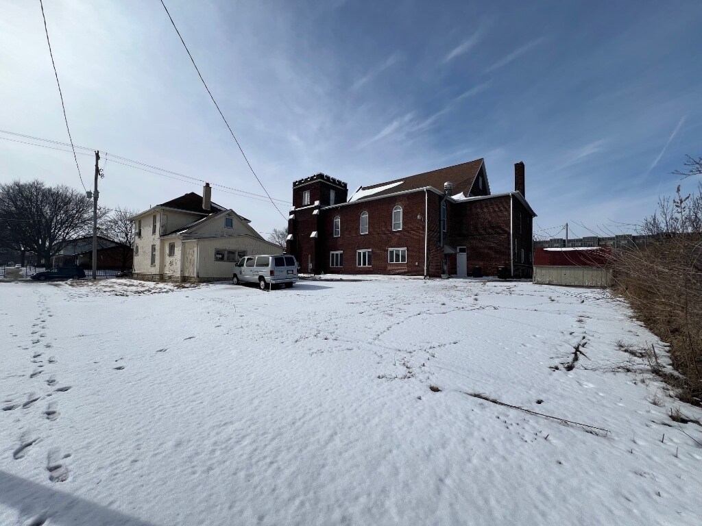 View Photo