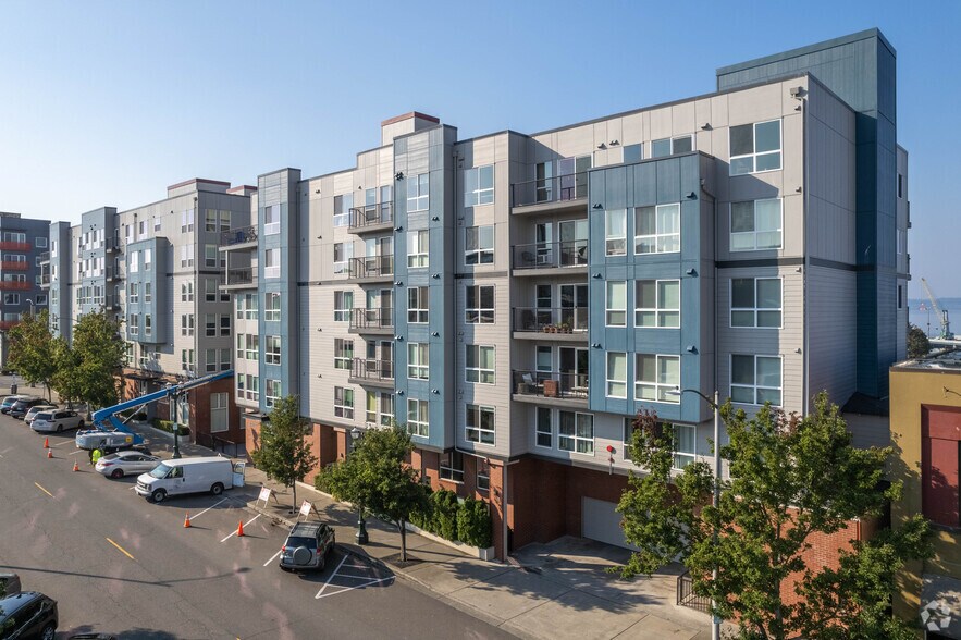 2824 Grand Ave, Everett, WA à louer - Photo principale – Image 1 sur 3