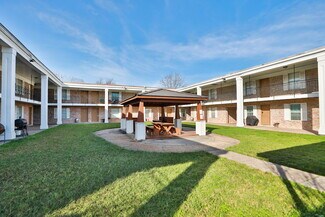 Plus de détails pour 8800 Gulf Fwy, Houston, TX - Logement à vendre