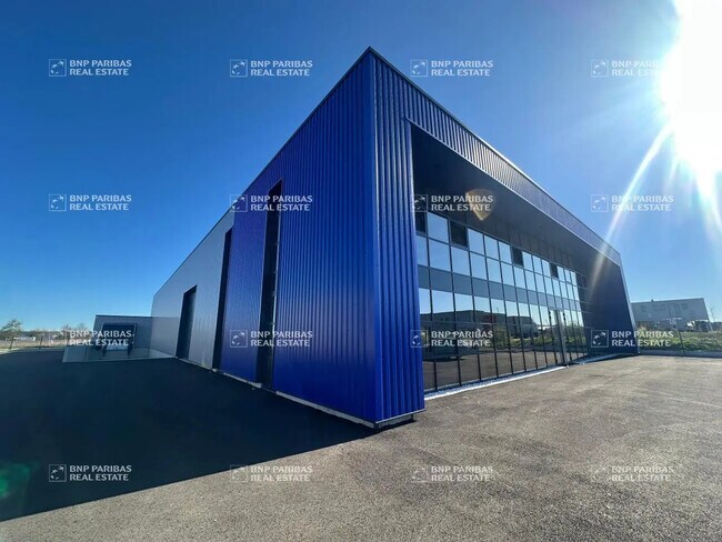 Plus de détails pour Bureau, Local d'activités à louer