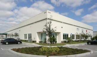 Plus de détails pour 6911 Bryan Dairy Rd, Largo, FL - Industriel/Logistique à louer