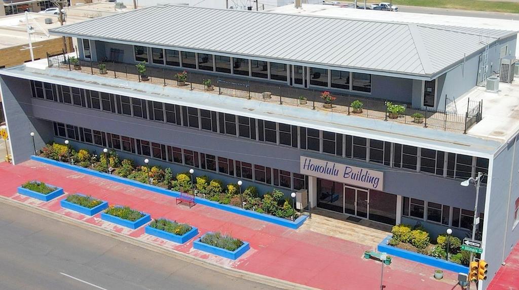 200 W Illinois Ave, Midland, TX à vendre Photo de l’immeuble– Image 1 sur 46