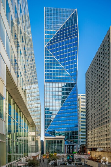 31 Place Des Corolles, Courbevoie à louer - Photo principale – Image 1 sur 4