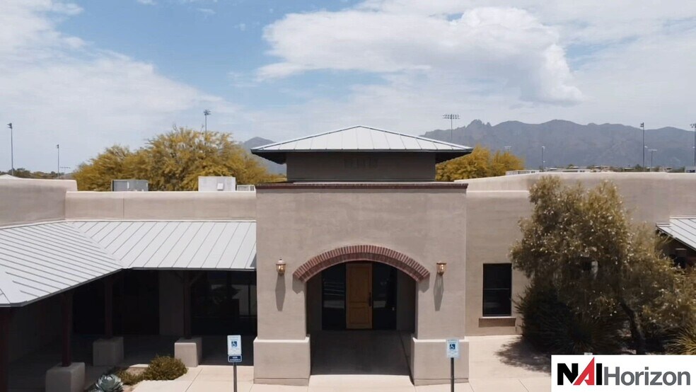 4578 N 1st Ave, Tucson, AZ à louer - Vidéo sur l’annonce professionnelle – Image 2 sur 9