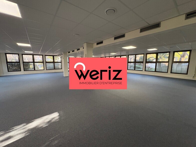 467 Avenue Du Prado, Marseille à louer - Photo de l’immeuble – Image 3 sur 13