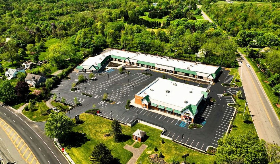 3885 Route 27, Princeton, NJ à louer - Photo de l’immeuble – Image 3 sur 17