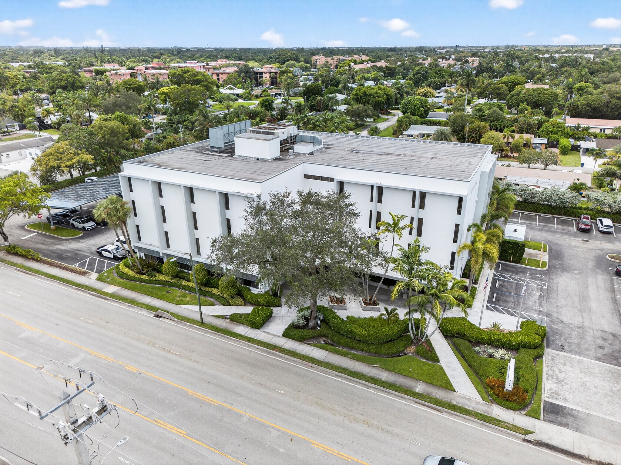 2101 N Andrews Ave, Fort Lauderdale, FL à louer Photo principale– Image 1 sur 43