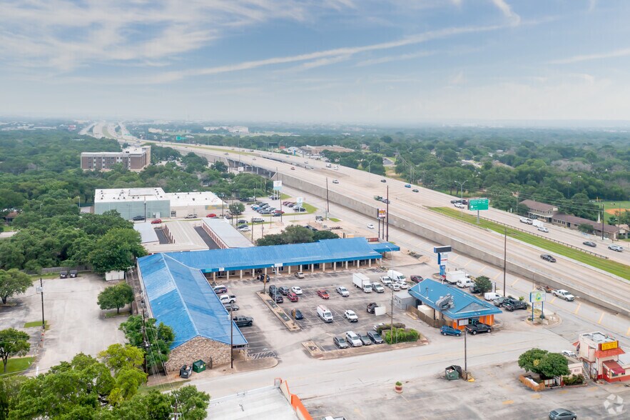 6110-6130 W Highway 290, Austin, TX à louer - Photo principale – Image 1 sur 6