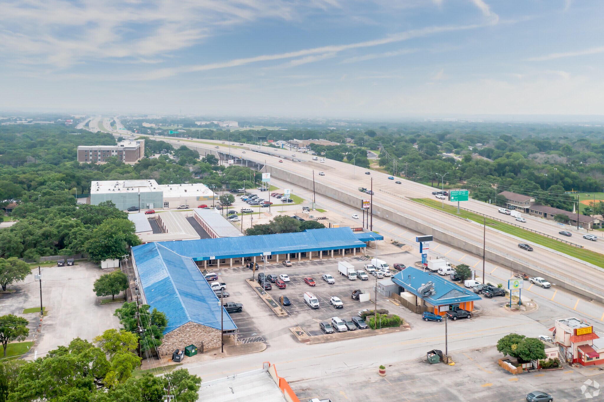 6110-6130 W Highway 290, Austin, TX à louer Photo principale– Image 1 sur 7