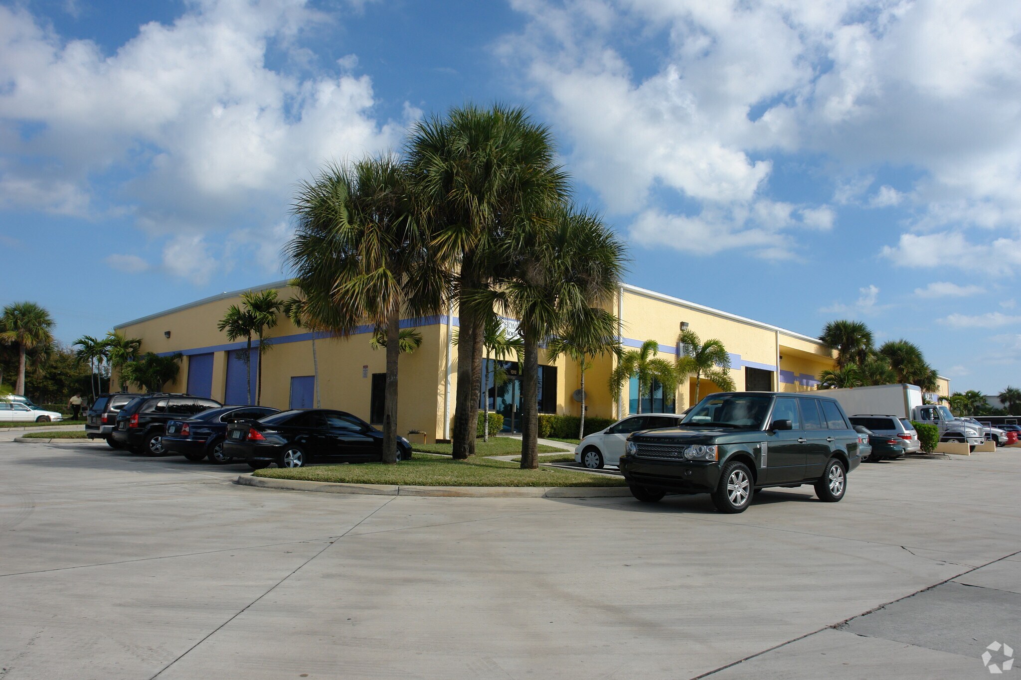 1272-1350 NE Business Park Pl, Jensen Beach, FL à louer Photo principale– Image 1 sur 6