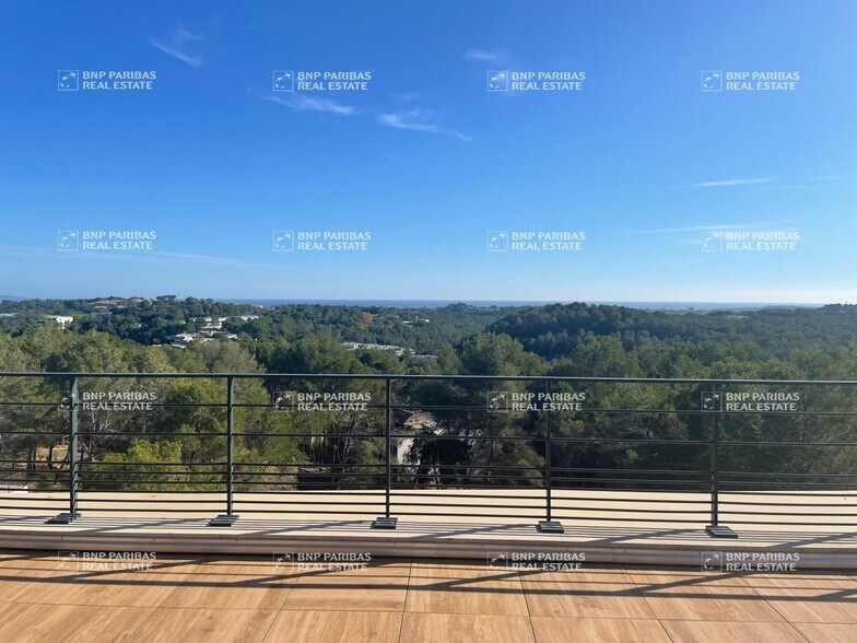 Bureau dans Valbonne à louer - Photo de l’immeuble – Image 2 sur 21