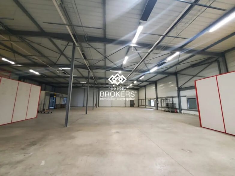 Industriel/Logistique dans Saint-Genis-Pouilly à louer - Photo intérieure – Image 3 sur 6