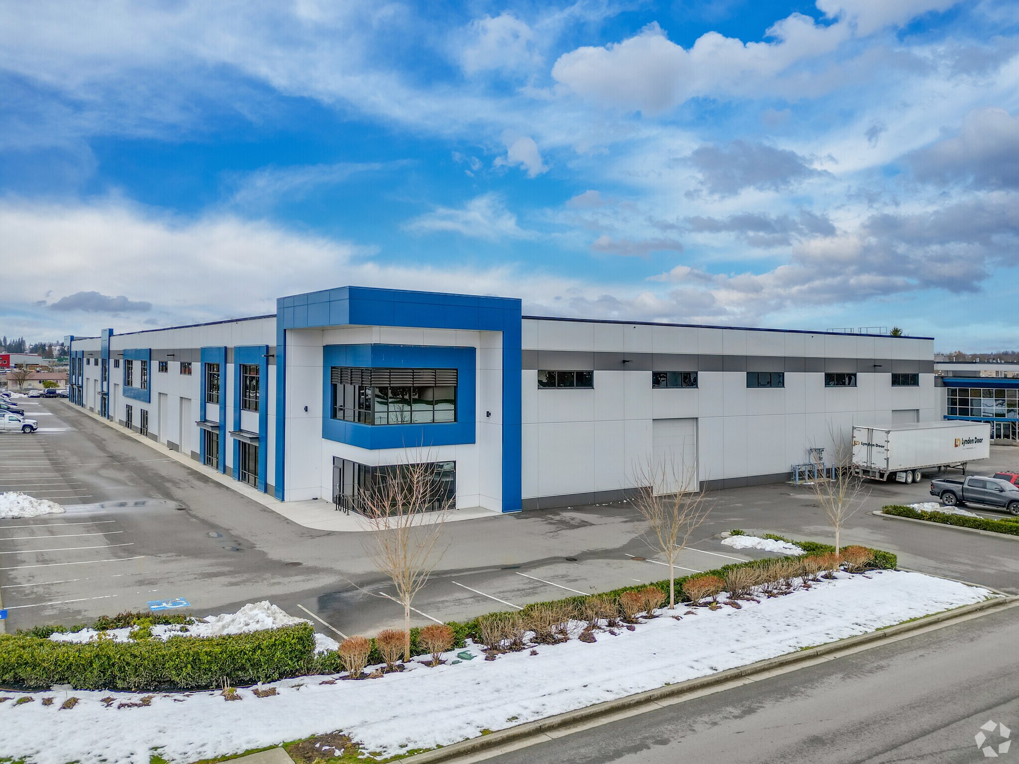 2034 Townline Rd, Abbotsford, BC à louer Photo principale– Image 1 sur 5