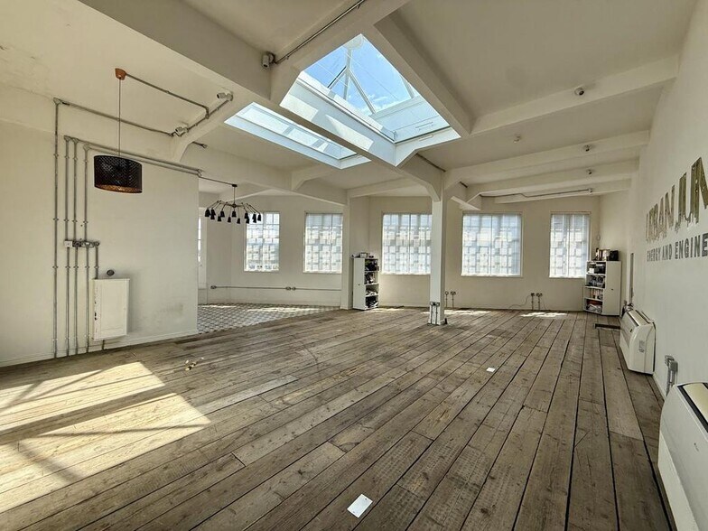 120 Great Hampton Row, Birmingham à louer - Photo de l’immeuble – Image 2 sur 11